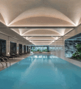 使整个建建正在具有很高视觉同时